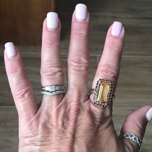 Huge 5 Carat Natural Citrine and Rhodolite Garnet - Picture 6 of 9